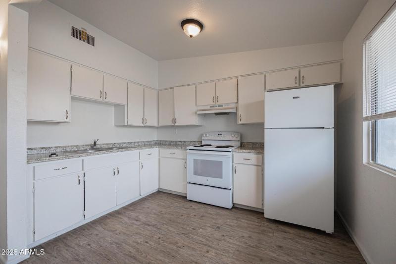 Photo #5