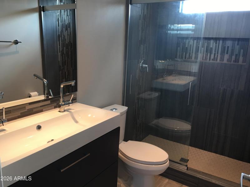 4513 C - Bath