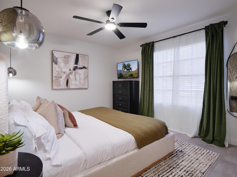 Bedroom 2: Smart TV