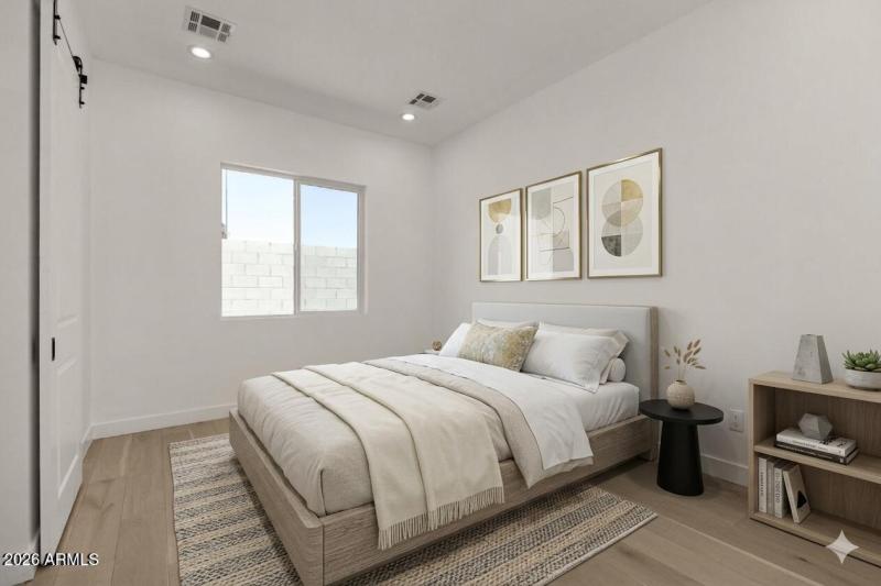 Bed 2 - Staged