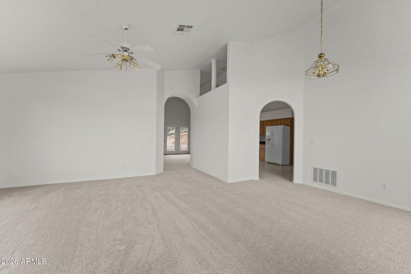 1847 Vista Dr