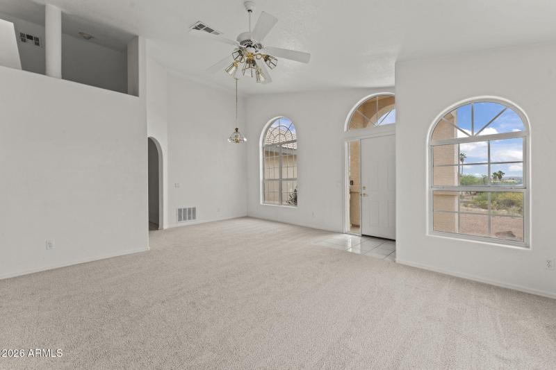 1847 Vista Dr