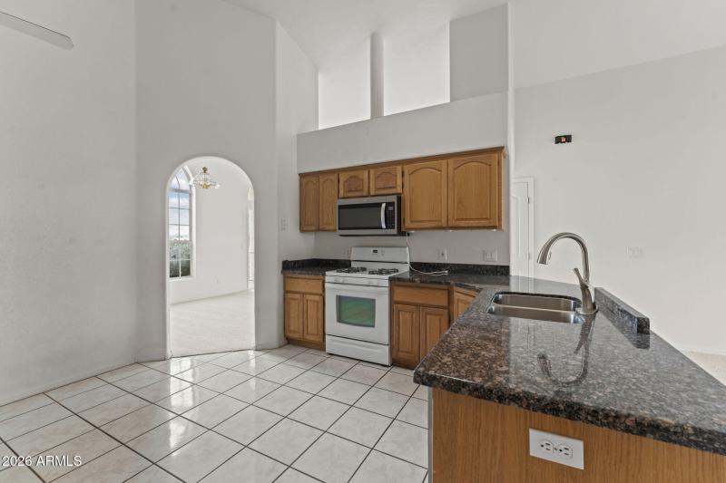 1847 Vista Dr