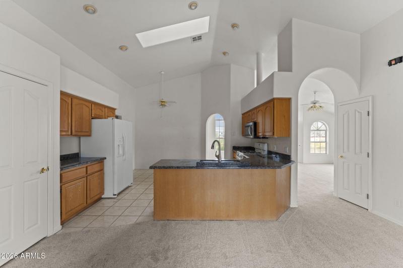 1847 Vista Dr