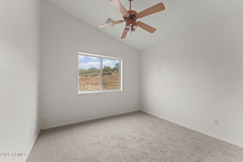 1847 Vista Dr