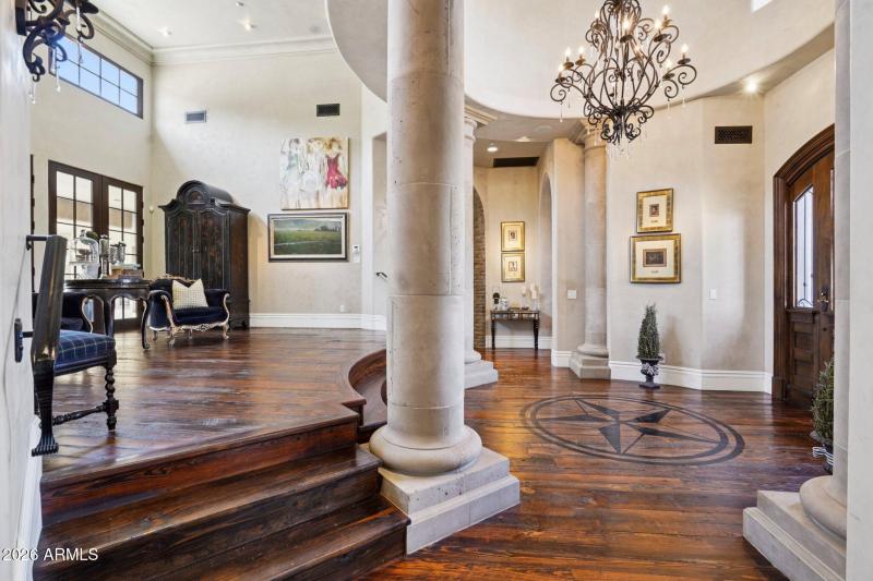 9-web-or-mls-S 1st St-S1604-011
