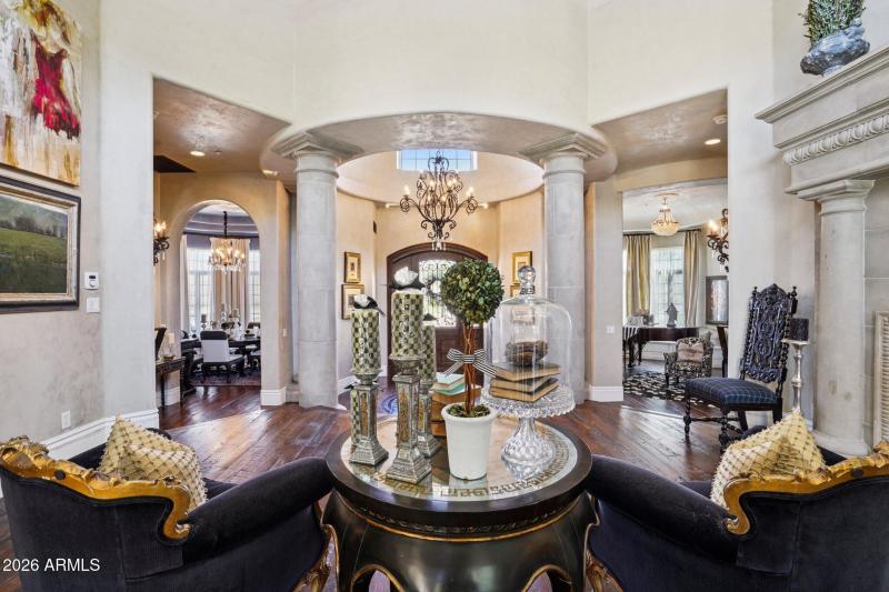 12-web-or-mls-S 1st St-S1604-014