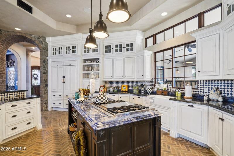 22-web-or-mls-S 1st St-S1604-031