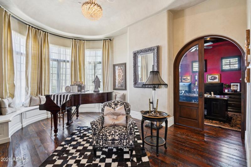 25-web-or-mls-S 1st St-S1604-037