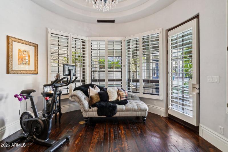 32-web-or-mls-S 1st St-S1604-044