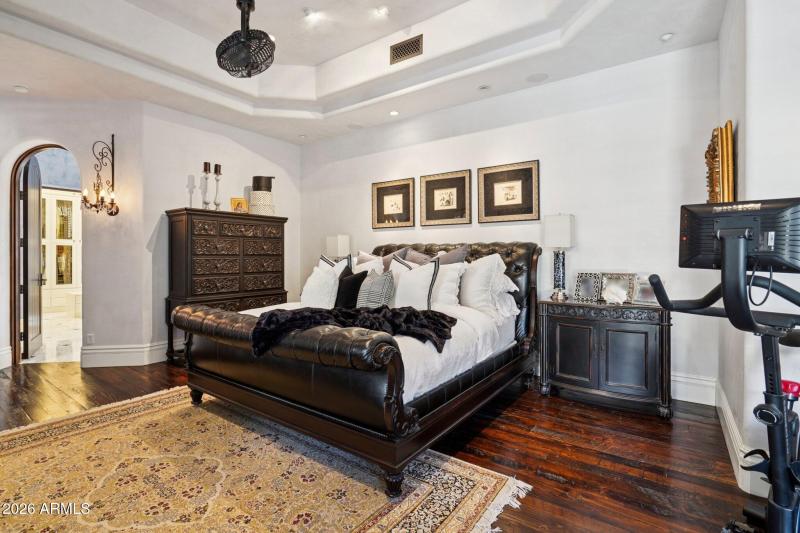 33-web-or-mls-S 1st St-S1604-045