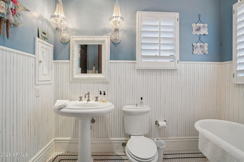 57-web-or-mls-S 1st St-S1604-071