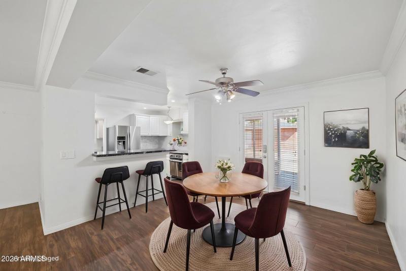 9-web-or-mls-1802-e-missouri-ave