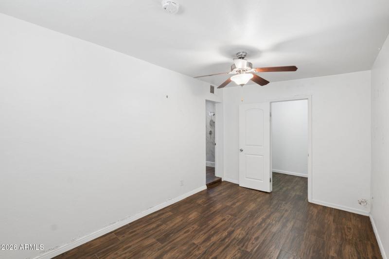 30-web-or-mls-1802-e-missouri-ave