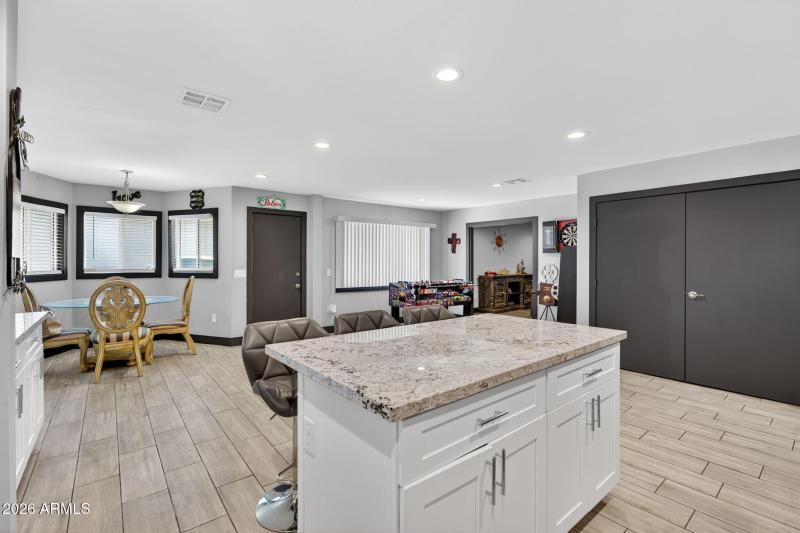 Kitchen Island & Open Layout
