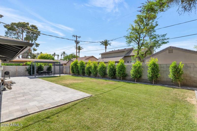 103 W Palmcroft Dr-large-029-006-TOD0862