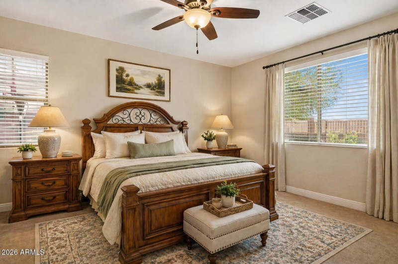 MasterbedroomNoChair