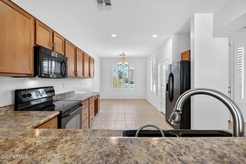 9-web-or-mls-006E Prickly Pear Pl