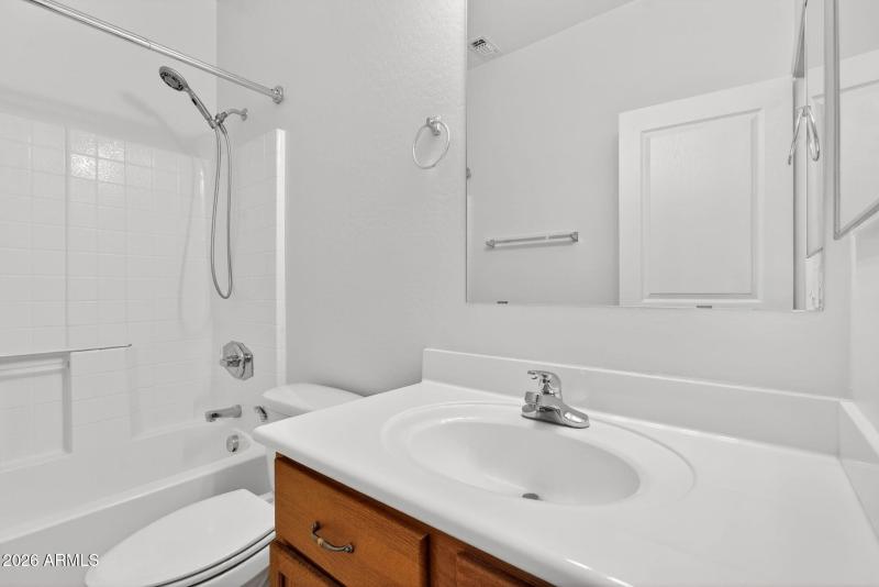 32-web-or-mls-029E Prickly Pear Pl