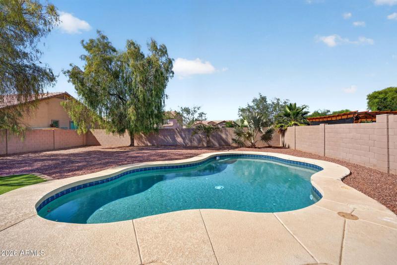 42-web-or-mls-047E Prickly Pear Pl