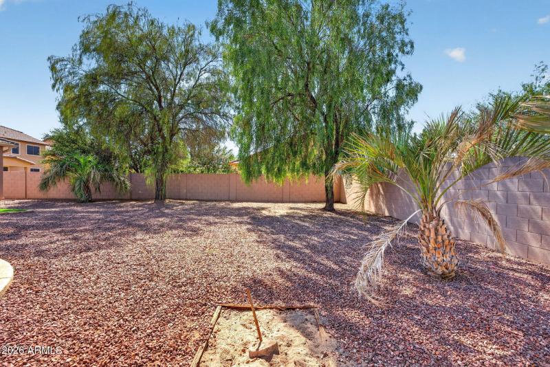 45-web-or-mls-042E Prickly Pear Pl