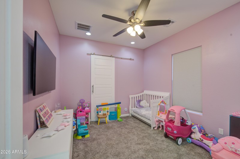 Bedroom 4-pic 1