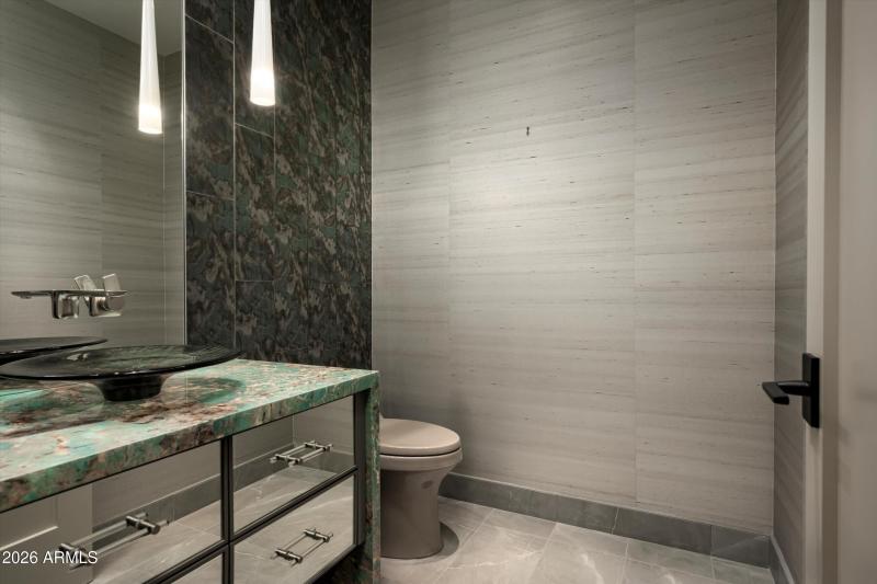 017_Powder Room