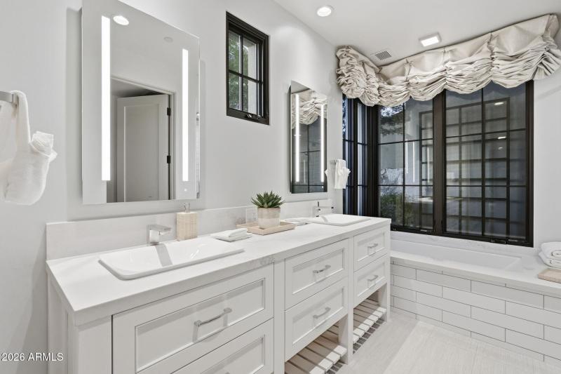 022_Guest Ensuite