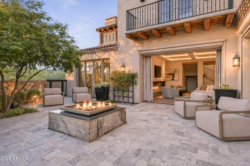 050_Patio