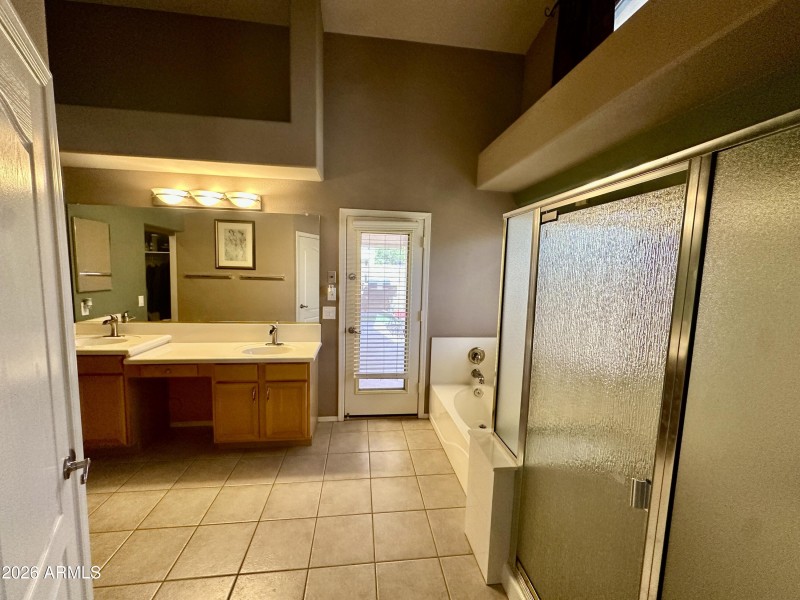 Owners bath