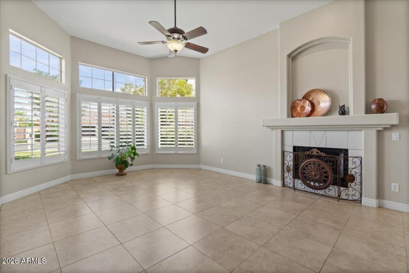Living Room facing North