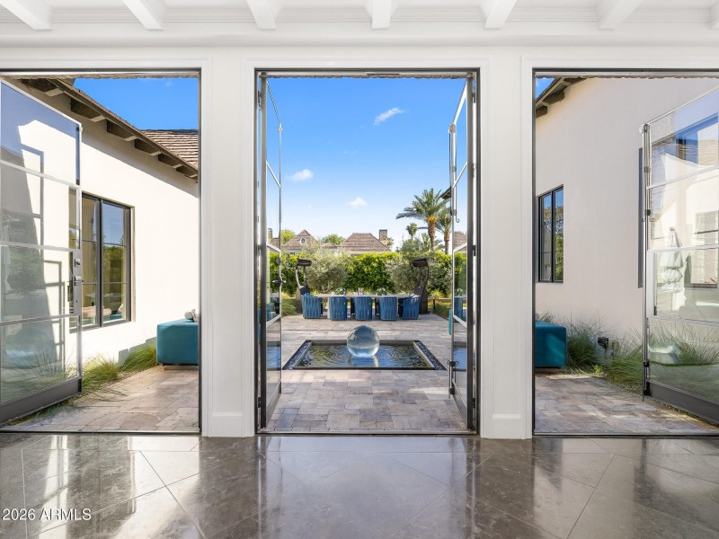 indoor outdoor living-2