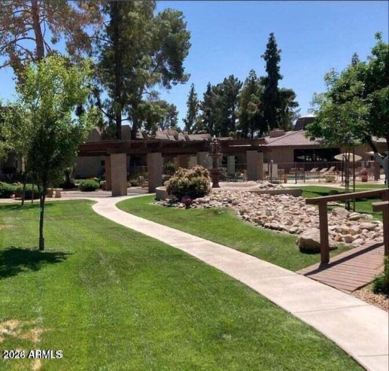 WALKING TRAILS IN COMPLEX