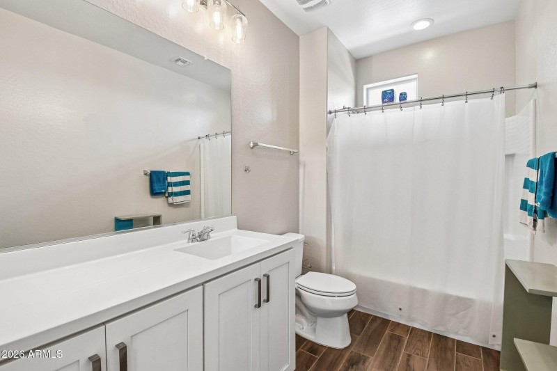 18-web-or-mls-N 145th Ave-S2304-018