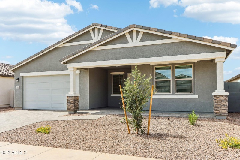 4-web-or-mls-W Brown St-S2304-004