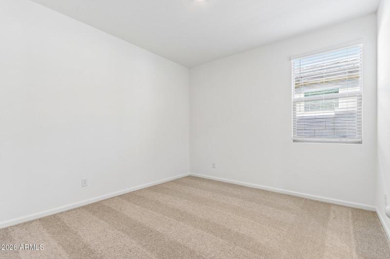 20-web-or-mls-W Brown St-S2304-020