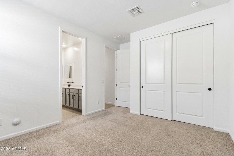 22-web-or-mls-W Brown St-S2304-022
