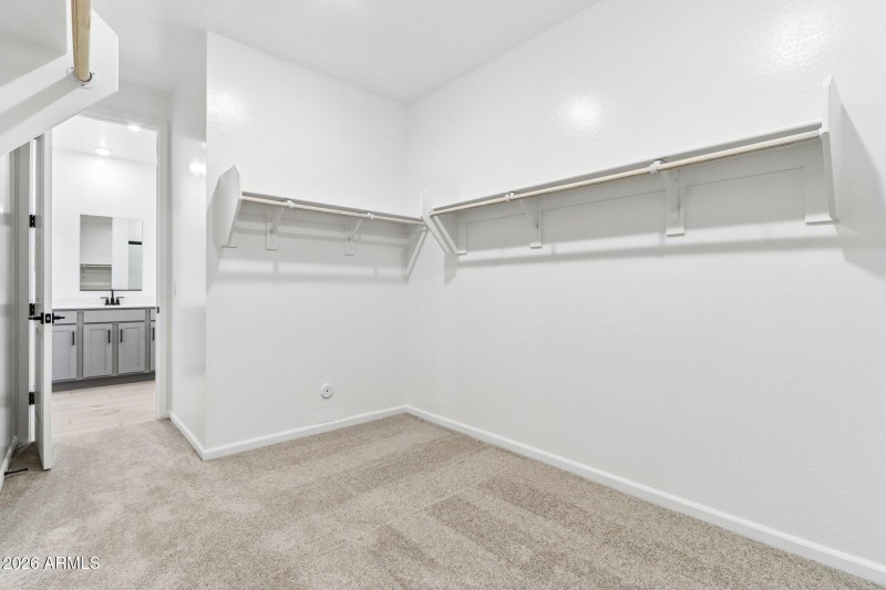 28-web-or-mls-W Brown St-S2304-028
