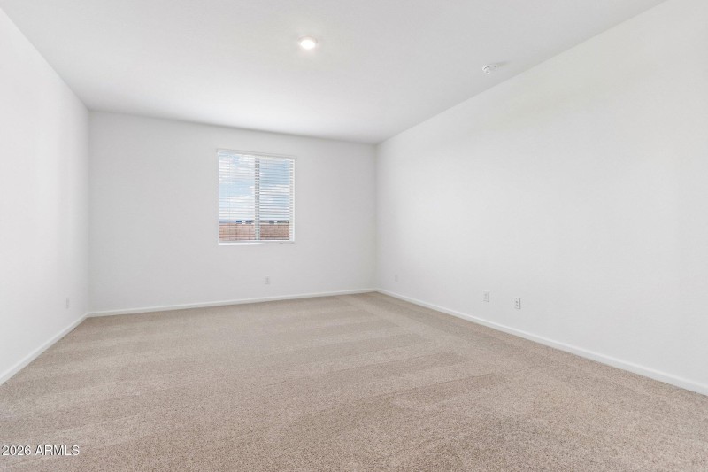 32-web-or-mls-W Brown St-S2304-032