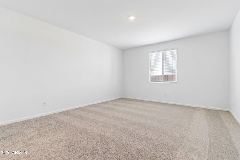 35-web-or-mls-W Brown St-S2304-035