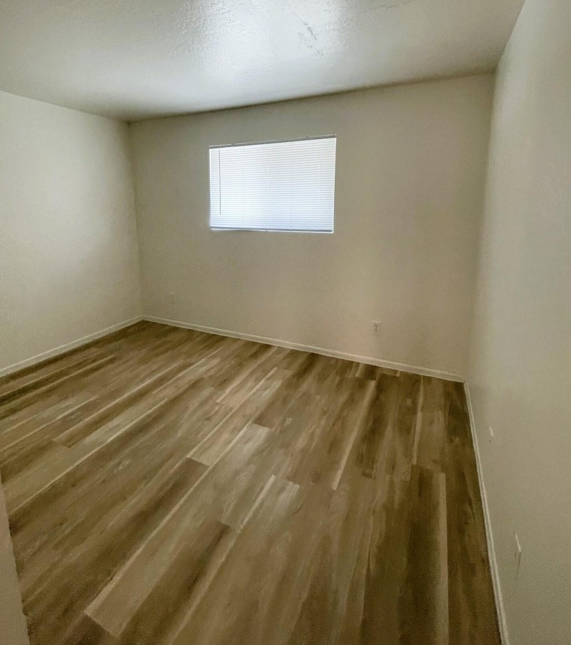 Photo #6