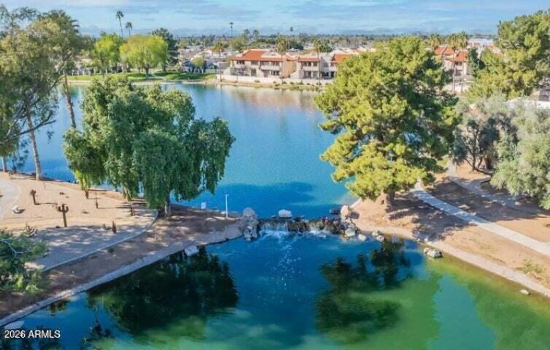 LAKEVIEW 5