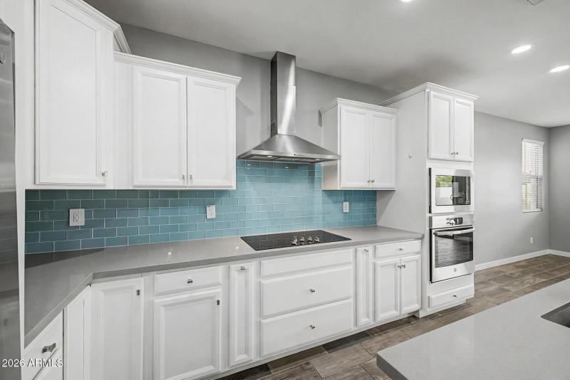 15 Loma Vista