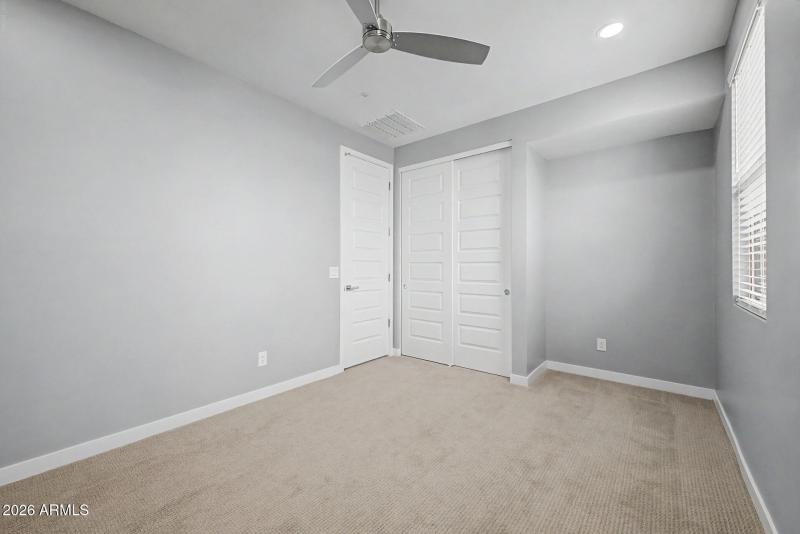 18 Loma Vista
