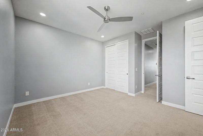 22 Loma Vista