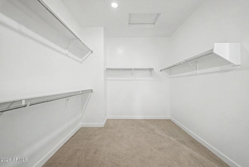 28 Loma Vista