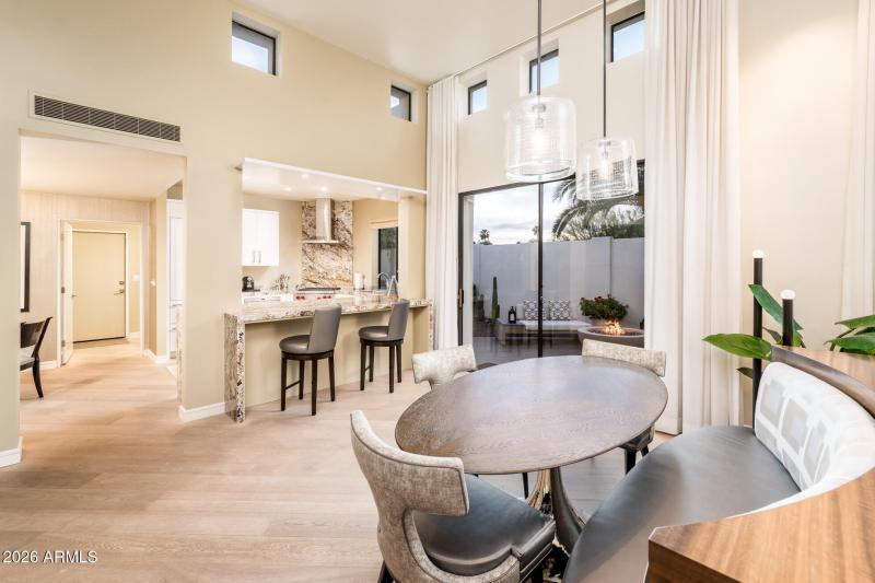 Dining to Kitchen