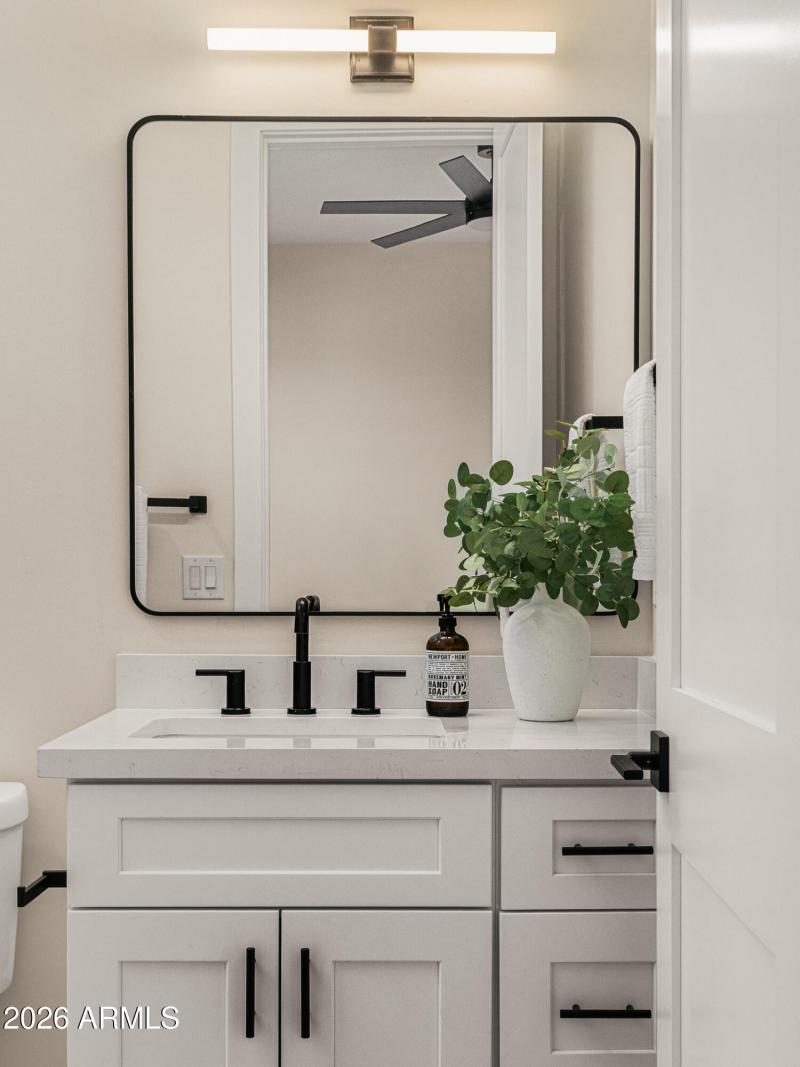 guest bath2