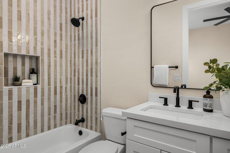 guest bath2_1