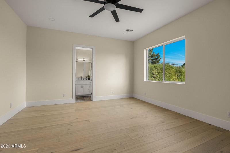 guest bedroom3